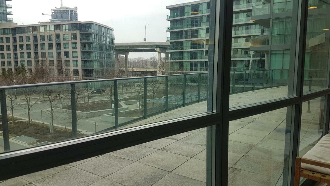 Executive 1 Bedroom Condo Sleeps 2 Toronto Zewnętrze zdjęcie